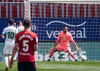 Aprobados y suspensos del Elche: Gazzaniga, amargo debut en Primera