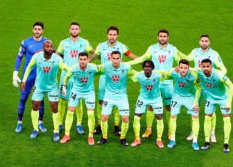 Diego Martínez y ocho jugadores del Granada terminan contrato