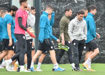 Charla y sesión seria en Lezama, sin Muniain, Yuri y Yeray