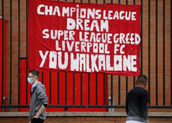 'Guerra civil' en el Liverpool