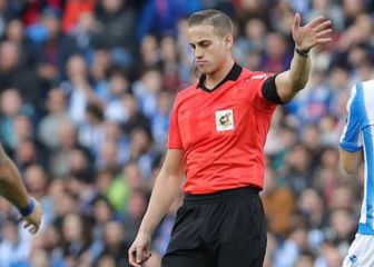 Alberola Rojas, de modelo y 'mister'... a árbitro de Primera