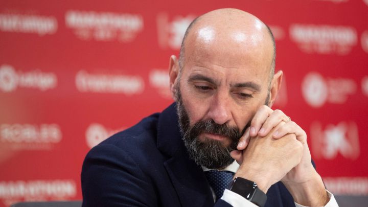 Monchi: "Quizá haya público los dos últimos partidos de Liga"