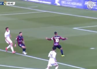 Incendio gordo en el madridismo por el increíble penalti no pitado al Castilla