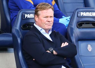Koeman, entre la espada y la pared