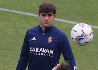 Iván Azón se gana el puesto con creces