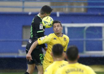 Dudas en el lateral izquierdo del Alcorcón