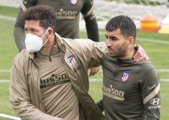 Simeone se guarda dos balas