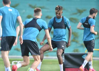 Marcelino anda con lo justo