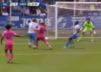 El polémico penalti que pudo dejar al Castilla fuera del playoff