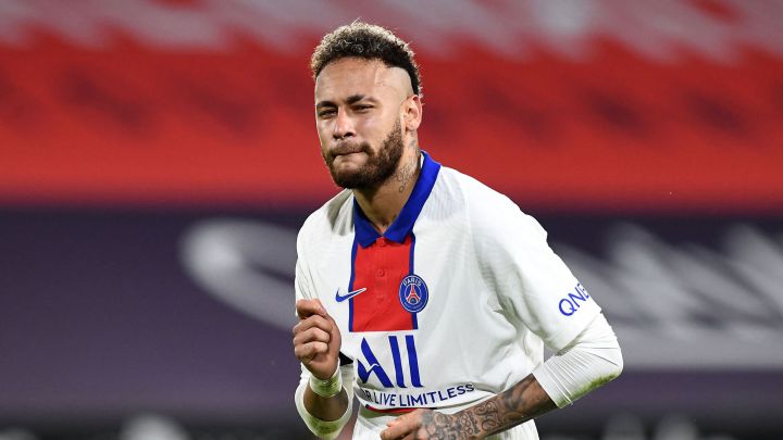Neymar 'Brazil' clause added to new PSG contract