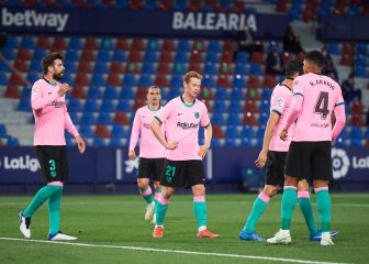 El Barça se autodestruye