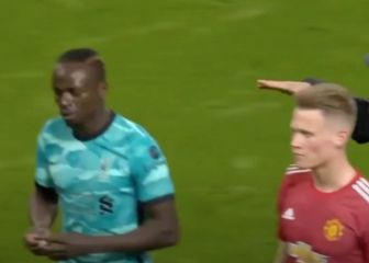 Klopp explica el feo gesto que le hizo Mané ante el United