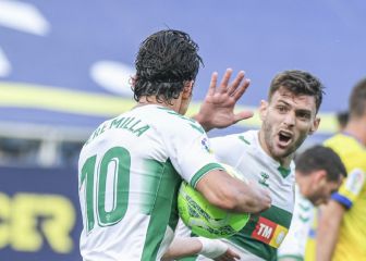 Aprobados y suspensos del Elche: Milla vuelve a aparecer en el momento clave