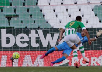 El Betis gana al Huesca y vuelve a Europa