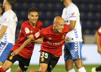 El Mallorca celebra el ascenso con un triunfo por la mínima