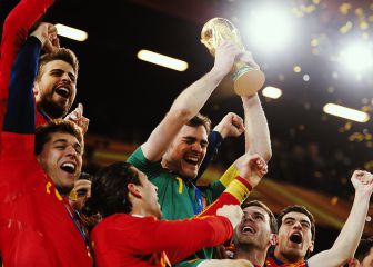 Iker Casillas cumple 40 años: su trayectoria a través de imágenes