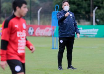 Berizzo da su lista de convocados para enfrentar a Uruguay y Brasil