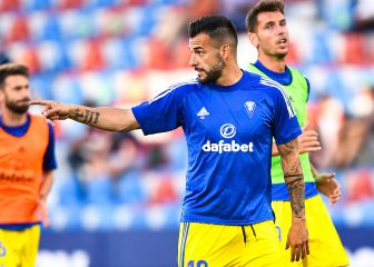 Ledesma y Negredo continuarán en el Cádiz