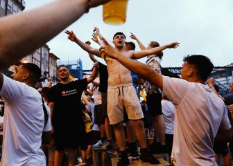 Seguidores del City y Chelsea la lían por las calles de Oporto