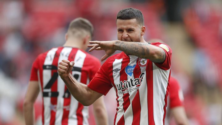 Premier League Brentford Back Into English Top Flight 74 Years On As Com