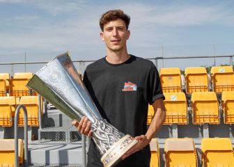 La Europa League transforma a Pau Torres en un icono