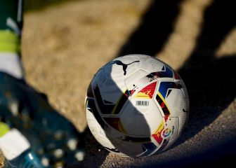 Un árbitro asistente muere mientras calentaba en Murcia