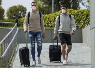 La llegada de los jugadores de la Selección a las Rozas