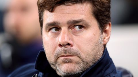 Pochettino pide salir, pero el PSG no le deja