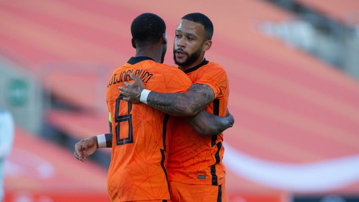 Cronica Holanda 2 - Escocia 2. Depay demuestra su hambre.