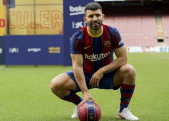 Agüero's huge salary drop after swapping City for Barça