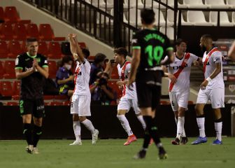 El Rayo fulmina en tres minutos al Leganés y se acerca a la final del playoff