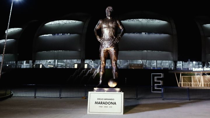 Así es la estatua más grande del mundo dedicada a Maradona