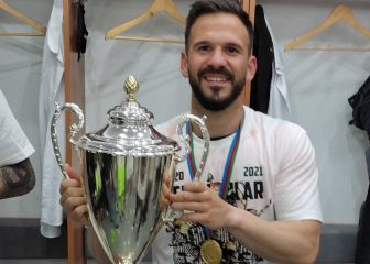 Edu Caro, un español en la reconquista del Neftchi