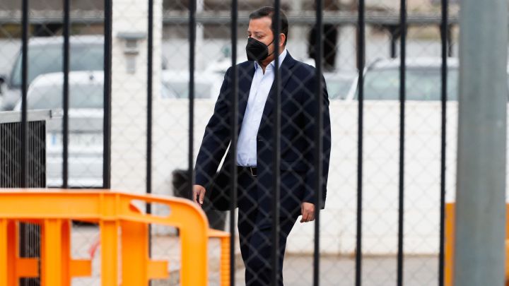 Murthy carga hasta contra los propios empleados del Valencia