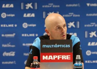 Javi Cabello deja el Alavés y ya no será el asistente de Calleja