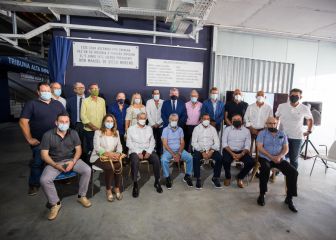 El Cádiz recupera las placas en reconocimiento al ascenso a Primera en 1977