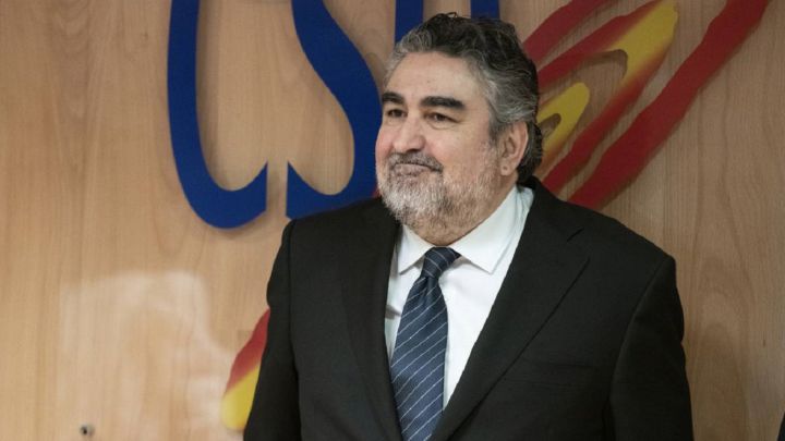 "No se vacuna a los futbolistas, se vacuna a la Selección"