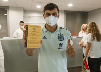 Los jugadores de la Selección reciben su vacuna contra el Covid-19