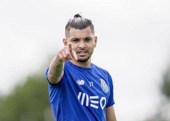 Tecatito Corona, ofrecido gratis al Atlético