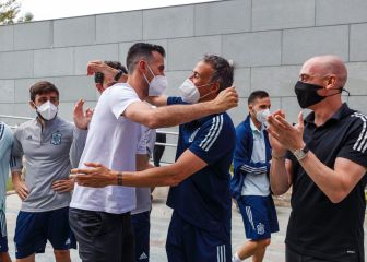 España hoy: ovacionado regreso de Busquets y entrenamiento del grupo