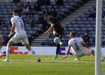 Perisic revive a Croacia