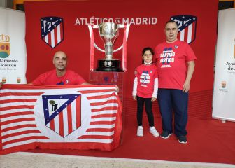 Más de 3.000 personas visitan el trofeo de LaLiga en Alcorcón