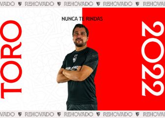 Cristian Toro renueva hasta 2022 en el banquillo del Sevilla