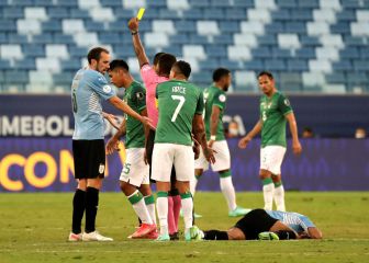 Uruguay gana con problemas