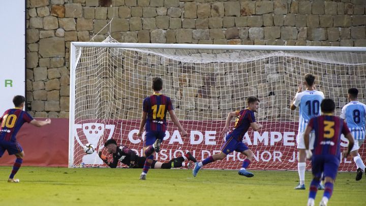 El RC Deportivo de la Coruña alza su 2ª Copa Campeones juvenil tras vencer  al FC Barcelona (3-1) en Marbella - Al Sol de la Costa