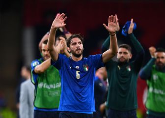 Italia un día se arrodilla y otro no