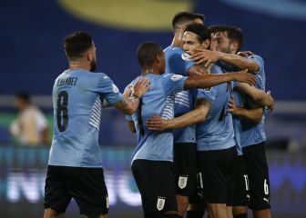 Uruguay vence y evita a Brasil