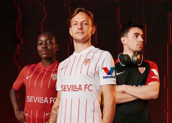 El Sevilla presenta sus nuevas equipaciones para la 21/22