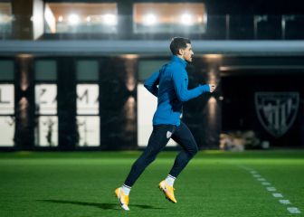 Yuri Berchiche, dobles sesiones físicas en Ibiza