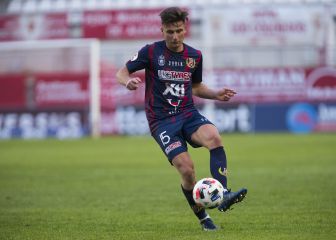 Carmelo apuesta por Pedro García para reforzar el lateral